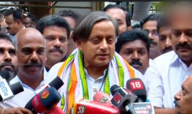 മുതിർന്ന നേതാക്കൾക്കെതിരെ തുറന്നടിച്ചു  ശശിതരൂർ